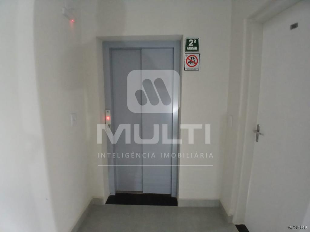 Apartamento à venda com 2 quartos, 43m² - Foto 12