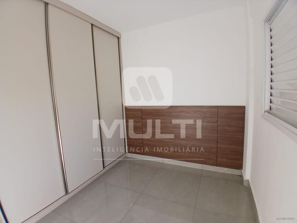 Apartamento à venda com 2 quartos, 43m² - Foto 11