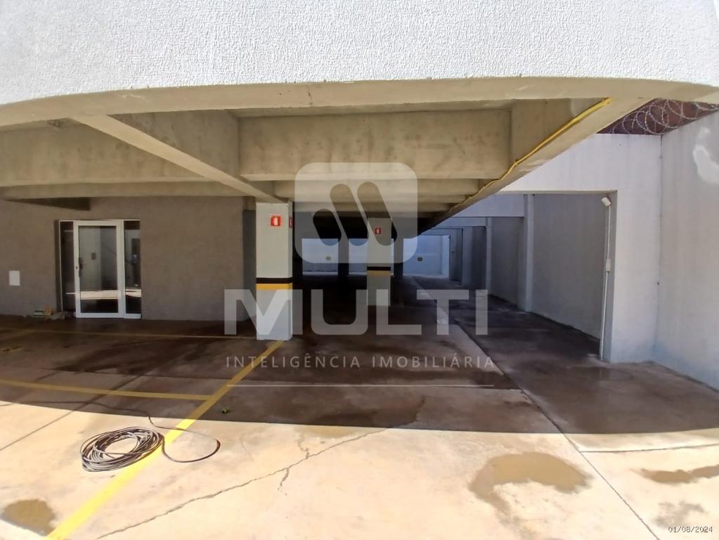 Apartamento à venda com 2 quartos, 43m² - Foto 14