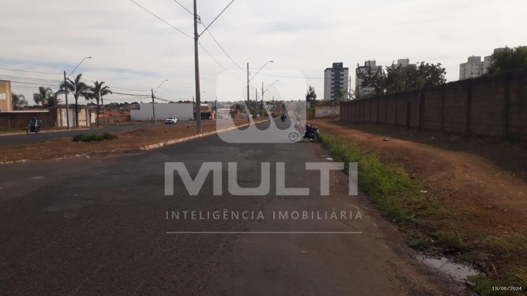 Loteamento e Condomínio - Foto 1