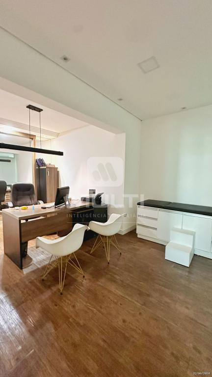Prédio Inteiro à venda com 1 quarto, 500m² - Foto 25