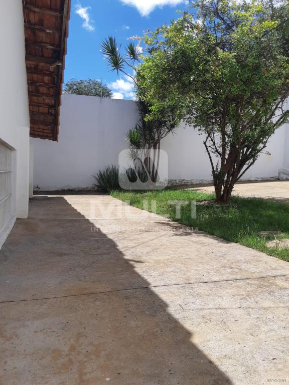 Casa à venda com 3 quartos, 160m² - Foto 15