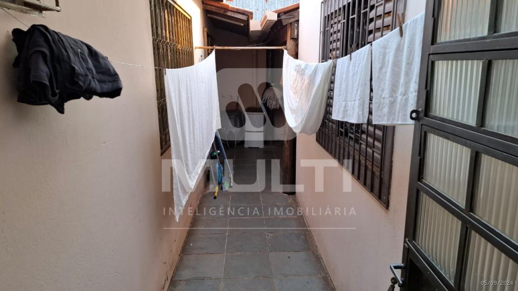 Casa à venda com 5 quartos, 170m² - Foto 17