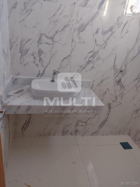 Casa à venda com 3 quartos, 270m² - Foto 12