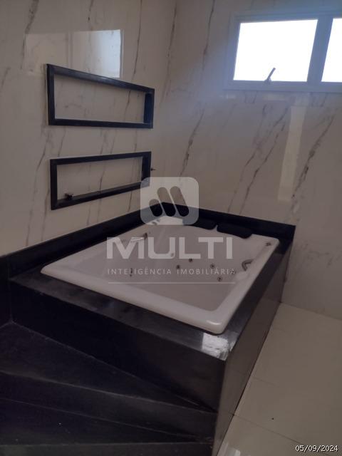 Casa à venda com 3 quartos, 270m² - Foto 16