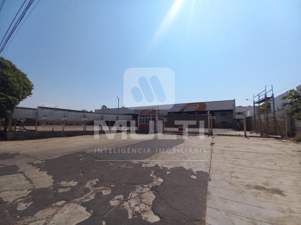 Casa à venda com 1 quarto, 2066m² - Foto 1