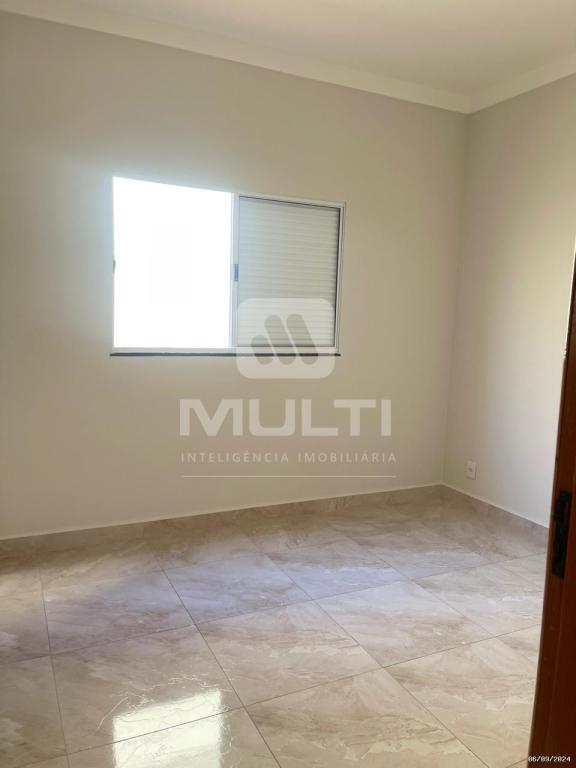 Casa à venda com 3 quartos, 170m² - Foto 9