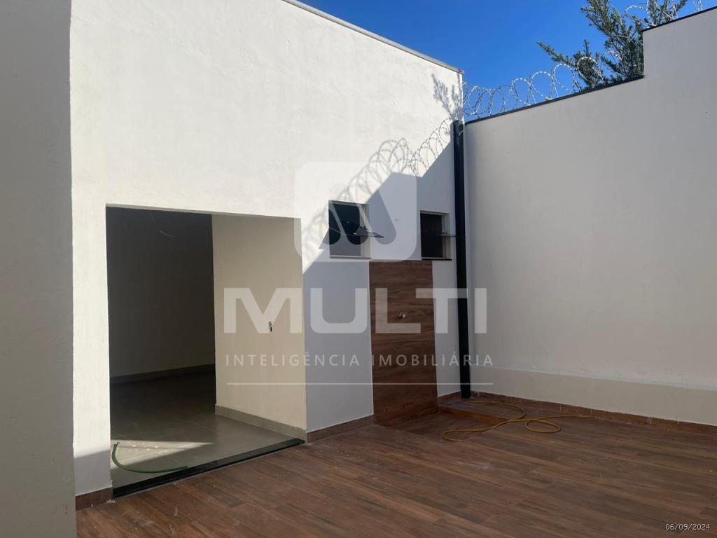 Casa à venda com 3 quartos, 170m² - Foto 16