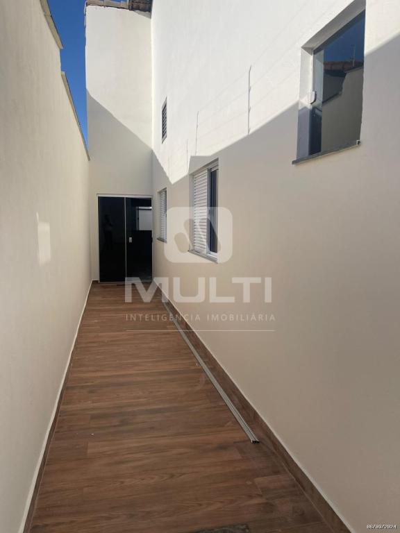 Casa à venda com 3 quartos, 170m² - Foto 18