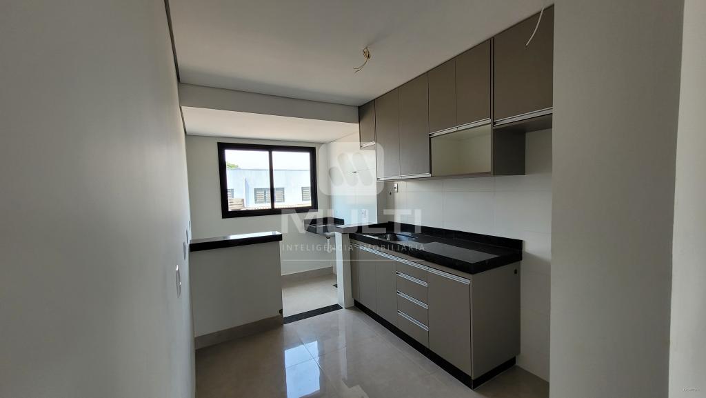 Apartamento à venda com 3 quartos, 83m² - Foto 4
