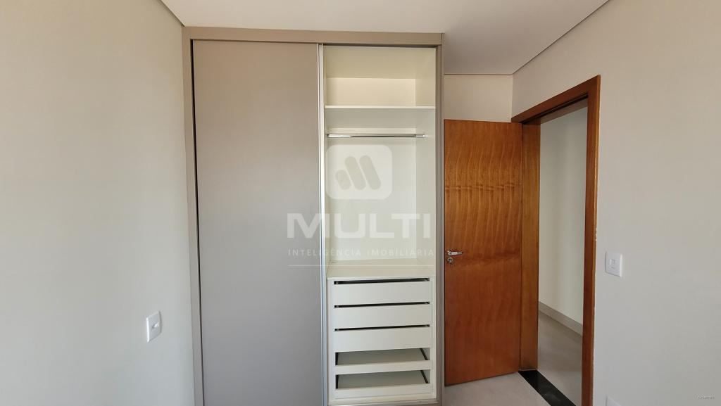 Apartamento à venda com 3 quartos, 83m² - Foto 11