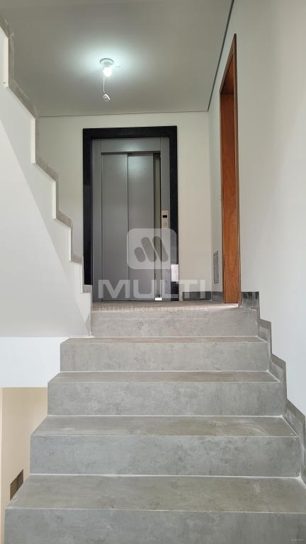 Apartamento à venda com 3 quartos, 83m² - Foto 23