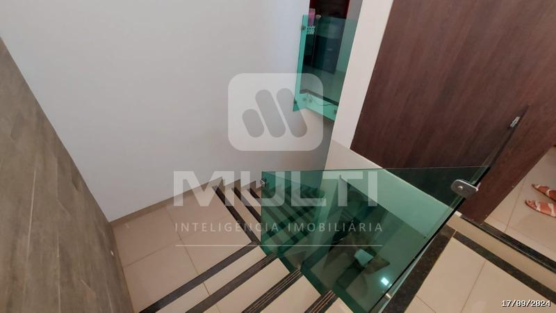 Casa à venda com 4 quartos, 247m² - Foto 8