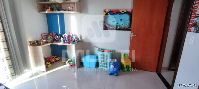 Casa à venda com 4 quartos, 247m² - Foto 12