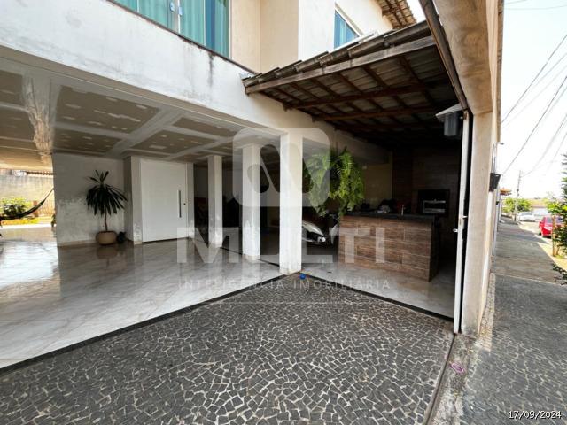 Casa à venda com 4 quartos, 247m² - Foto 21