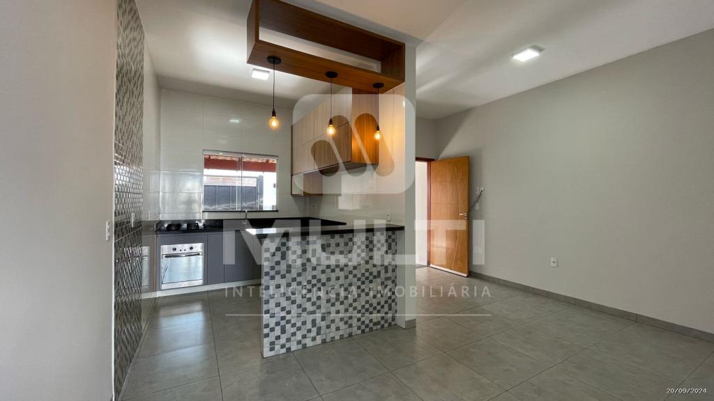 Casa à venda com 2 quartos, 75m² - Foto 3