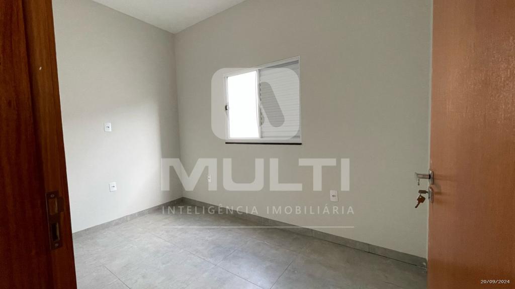 Casa à venda com 2 quartos, 75m² - Foto 7