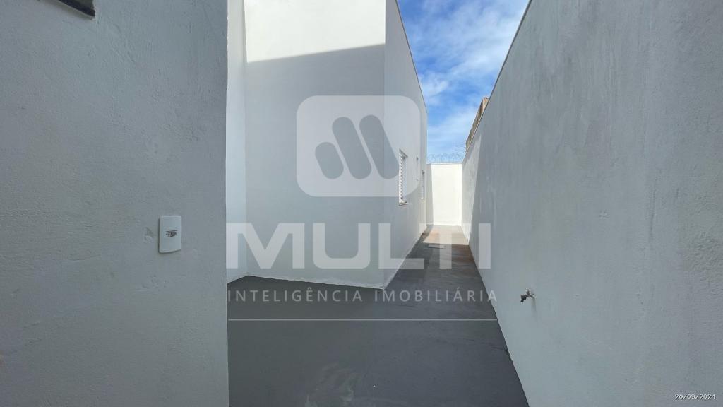 Casa à venda com 2 quartos, 75m² - Foto 10