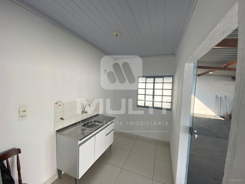 Casa à venda com 3 quartos, 57m² - Foto 6