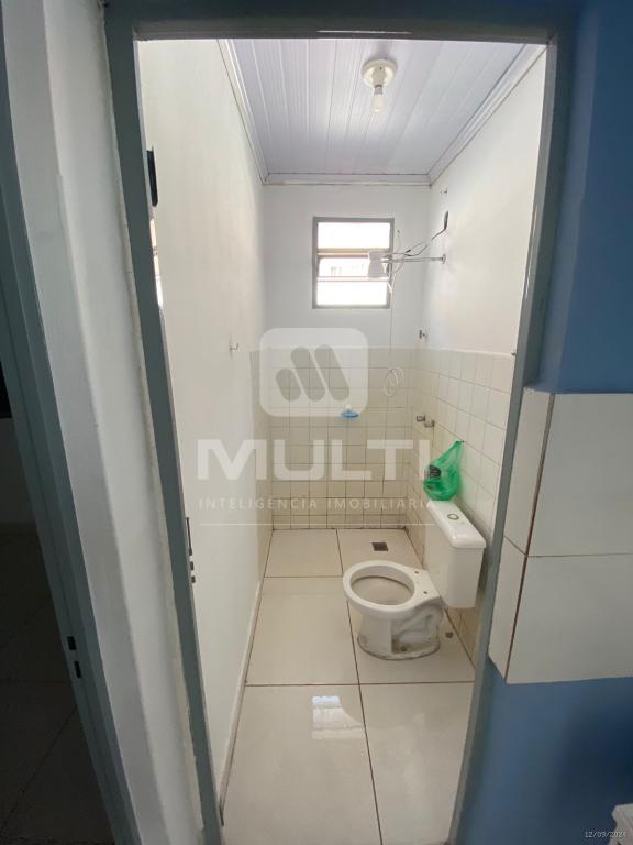 Casa à venda com 3 quartos, 57m² - Foto 7