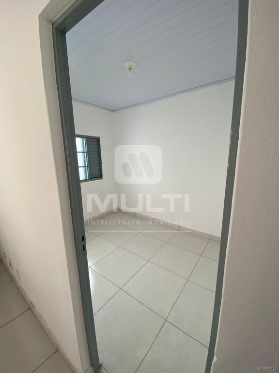 Casa à venda com 3 quartos, 57m² - Foto 9