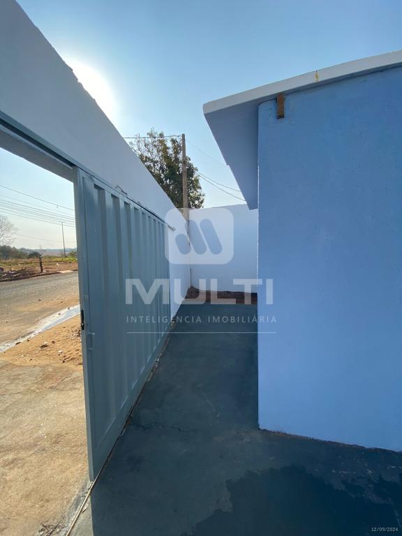 Casa à venda com 3 quartos, 57m² - Foto 15