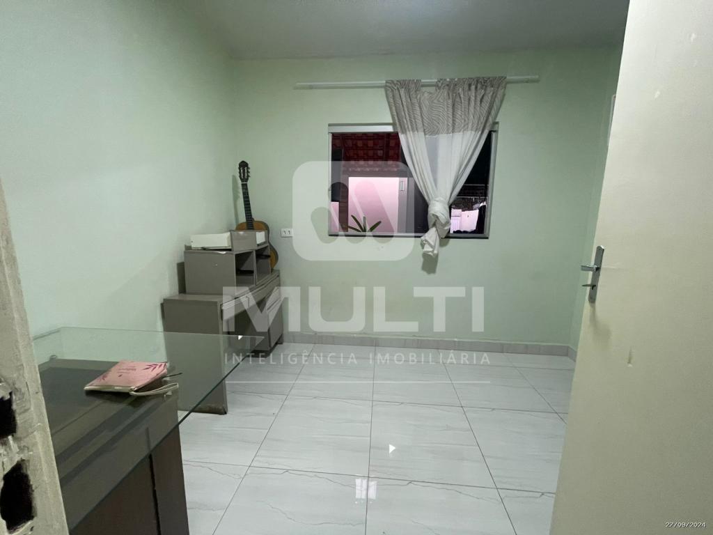 Casa, 6 quartos, 221 m² - Foto 8