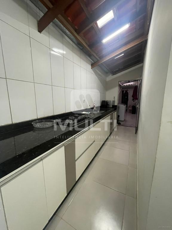 Casa, 6 quartos, 221 m² - Foto 13