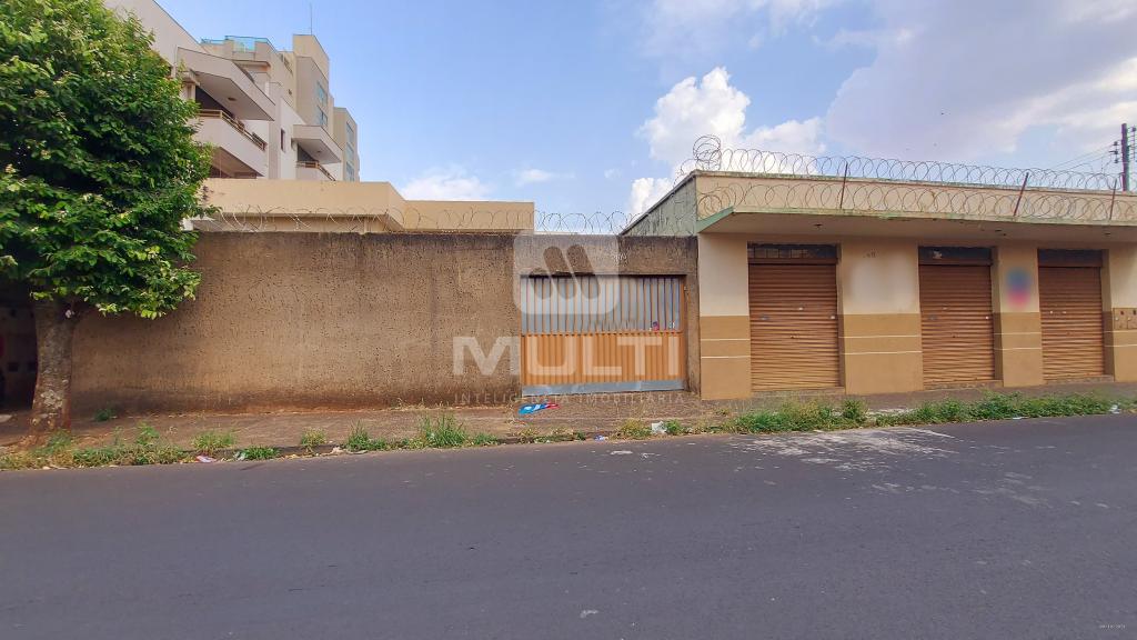 Loteamento e Condomínio à venda com 1 quarto, 816m² - Foto 1