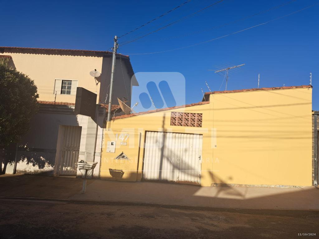 Casa à venda com 5 quartos, 236m² - Foto 10