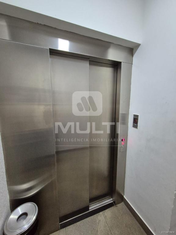 Apartamento à venda com 3 quartos, 110m² - Foto 18