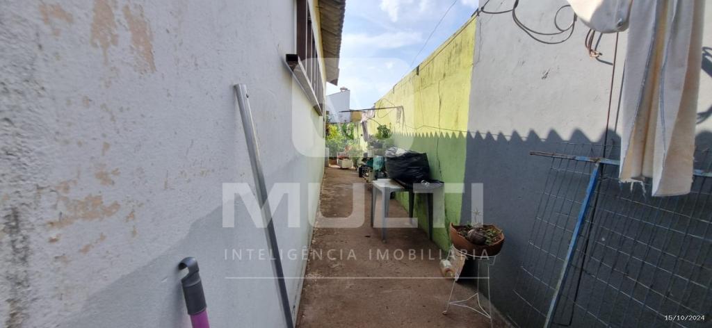 Casa à venda com 3 quartos, 152m² - Foto 11