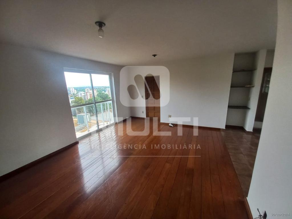 Apartamento à venda com 3 quartos, 139m² - Foto 5