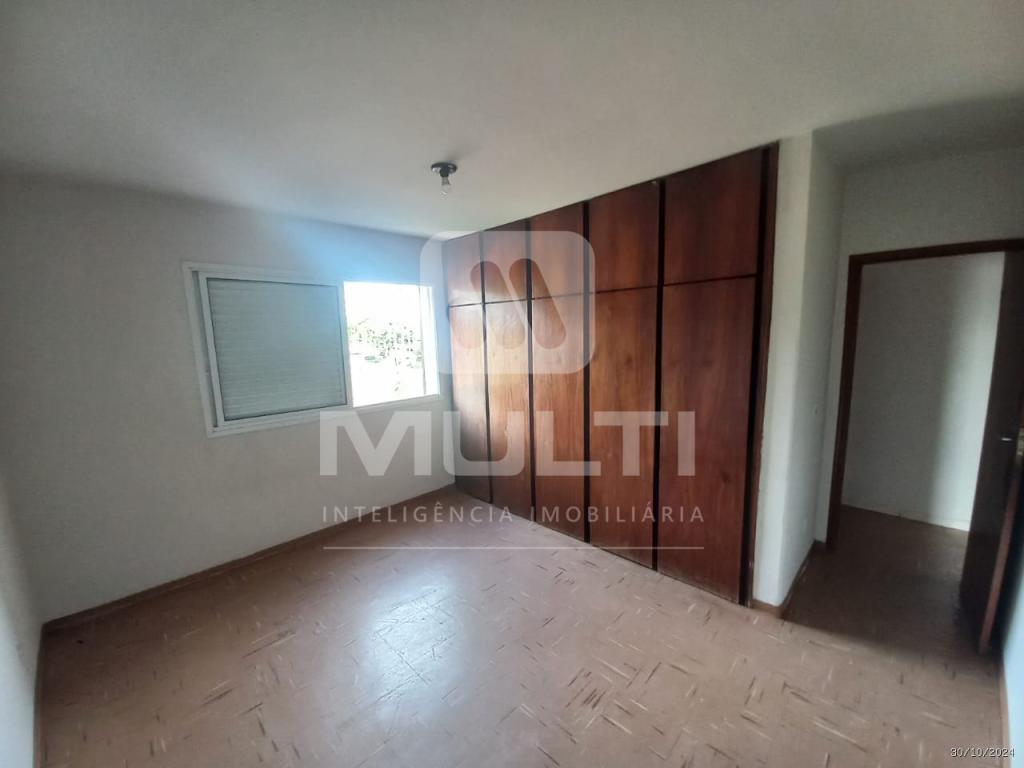 Apartamento à venda com 3 quartos, 139m² - Foto 9
