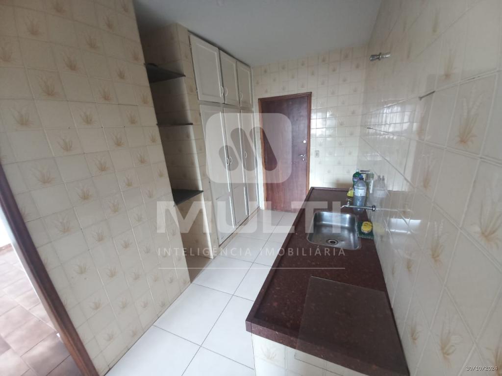 Apartamento à venda com 3 quartos, 139m² - Foto 14