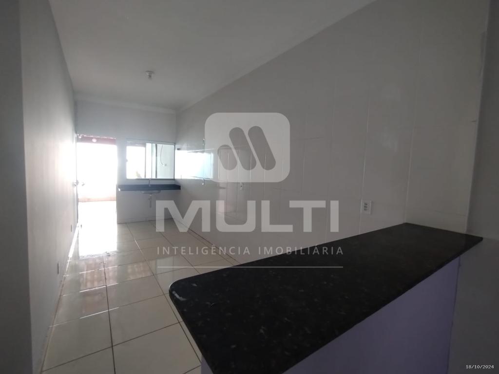 Casa à venda com 2 quartos, 84m² - Foto 5