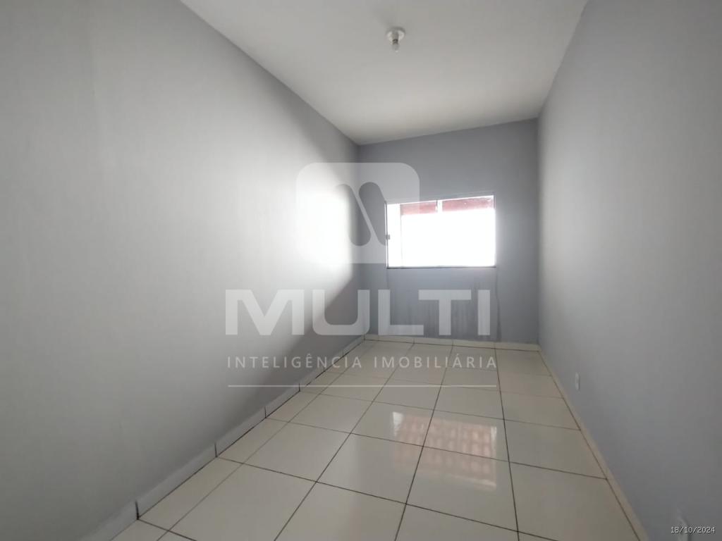 Casa à venda com 2 quartos, 84m² - Foto 15