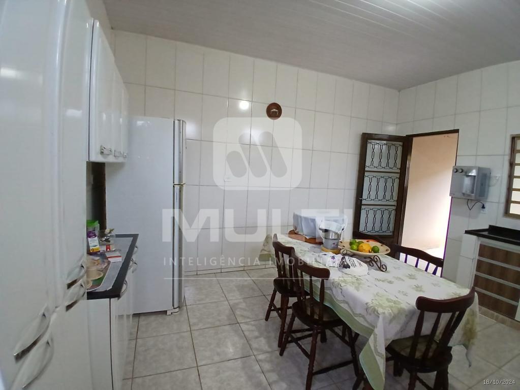 Casa, 3 quartos, 182 m² - Foto 4