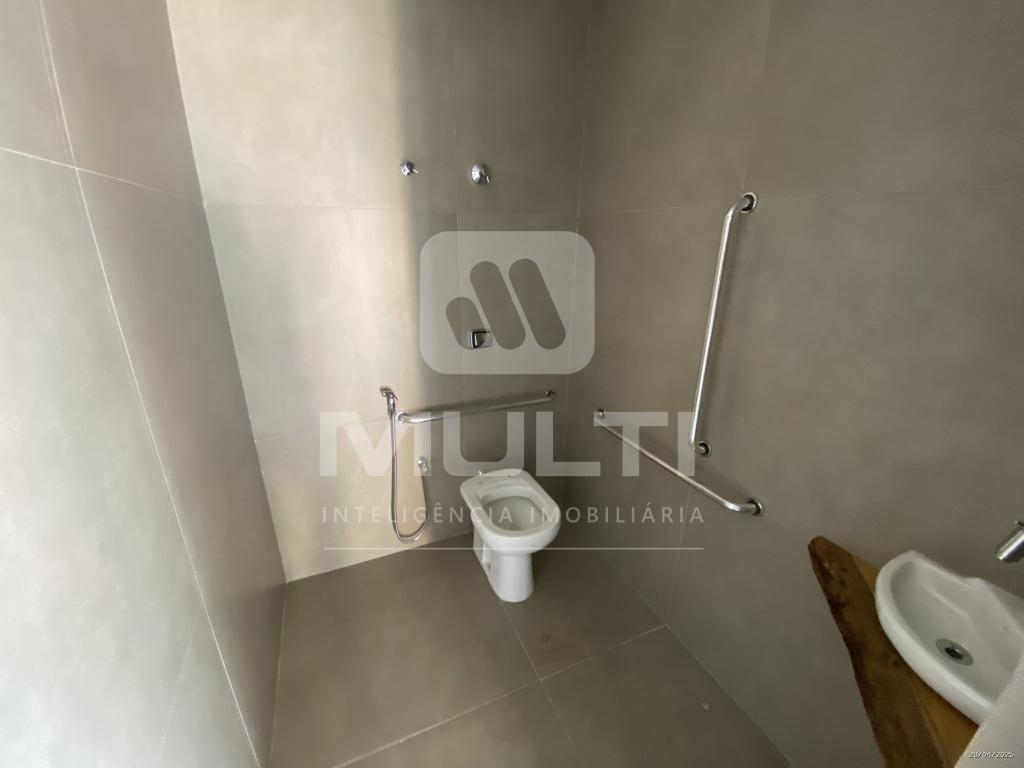 Prédio Inteiro à venda com 1 quarto, 800m² - Foto 8
