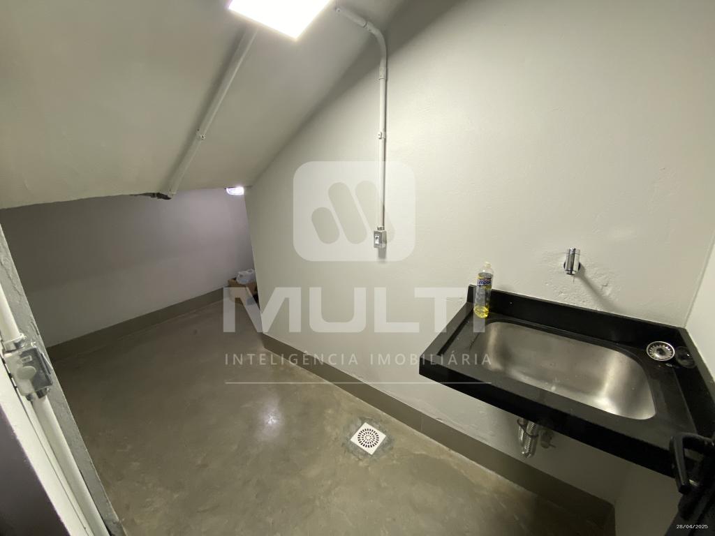 Prédio Inteiro à venda com 1 quarto, 800m² - Foto 19