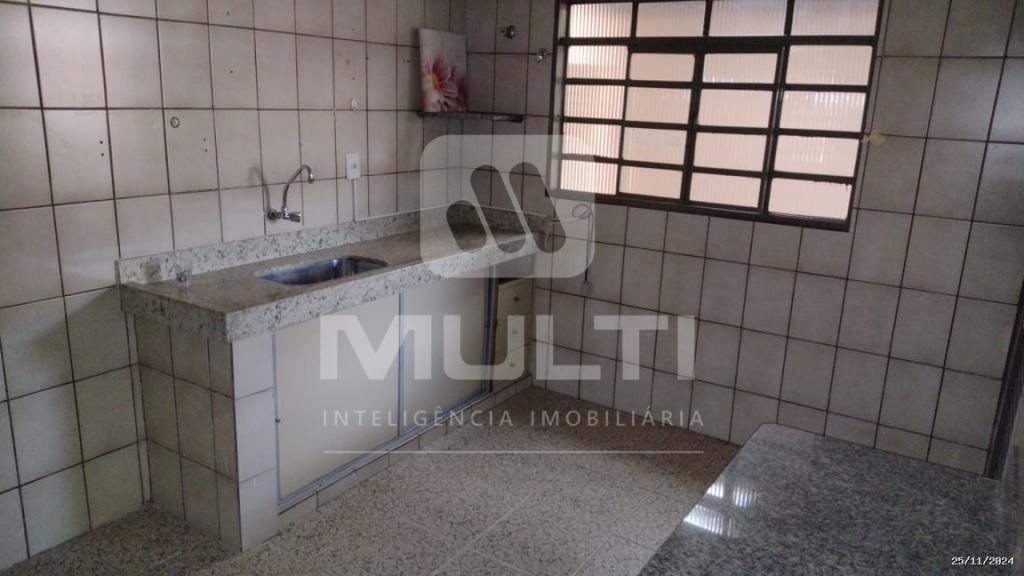 Casa, 3 quartos, 250 m² - Foto 4