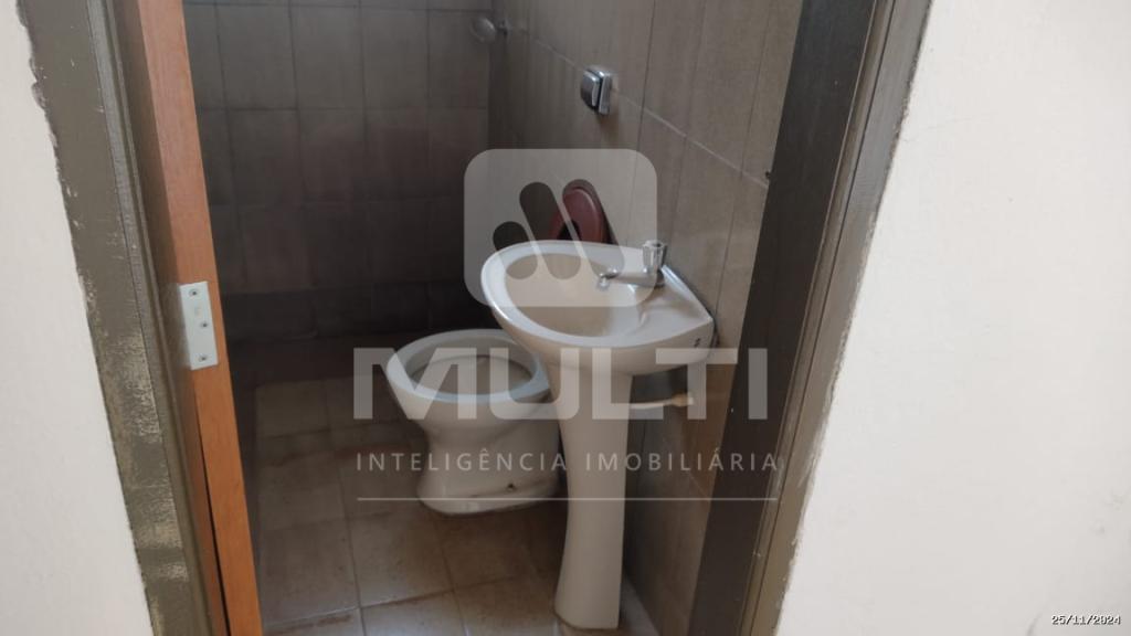 Casa, 3 quartos, 250 m² - Foto 11