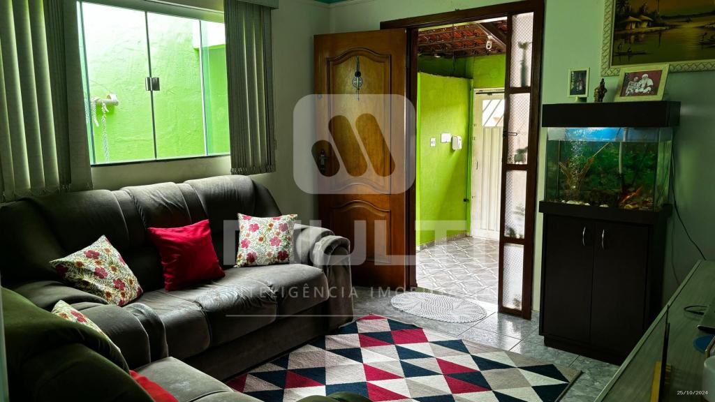Casa à venda com 3 quartos, 157m² - Foto 2