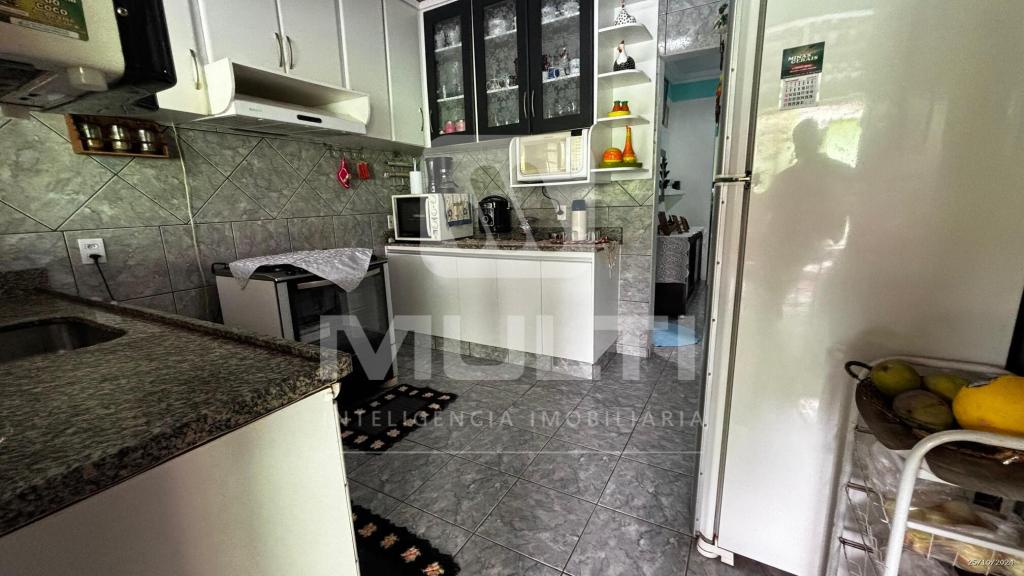 Casa à venda com 3 quartos, 157m² - Foto 7