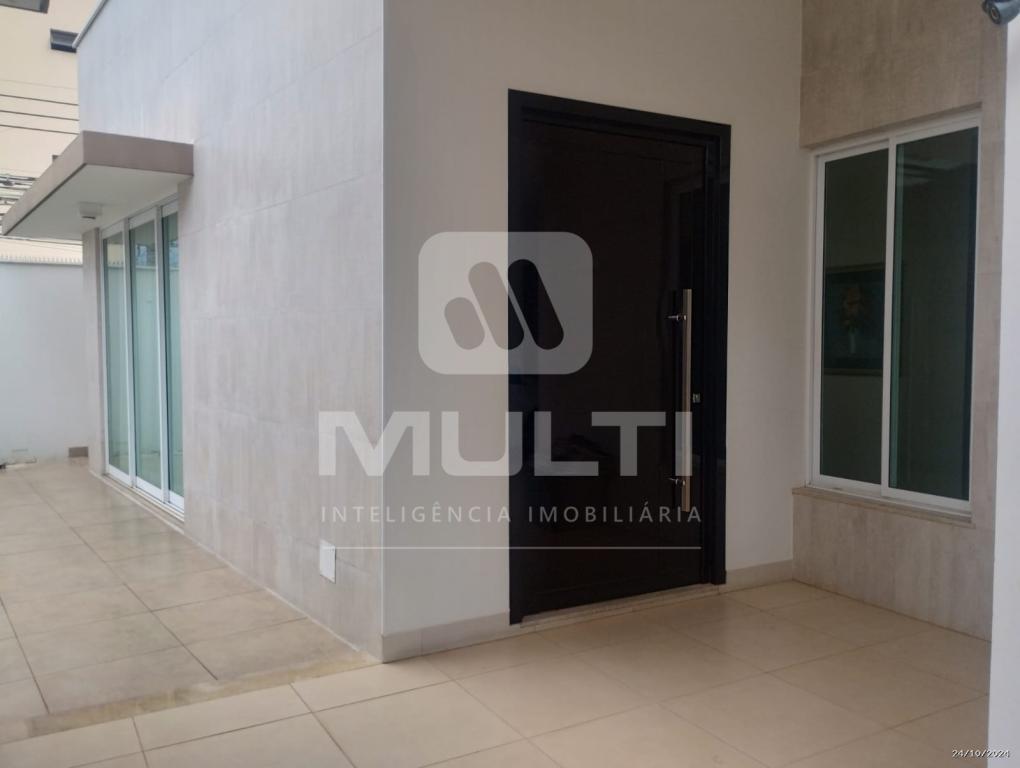Casa à venda com 3 quartos, 214m² - Foto 33