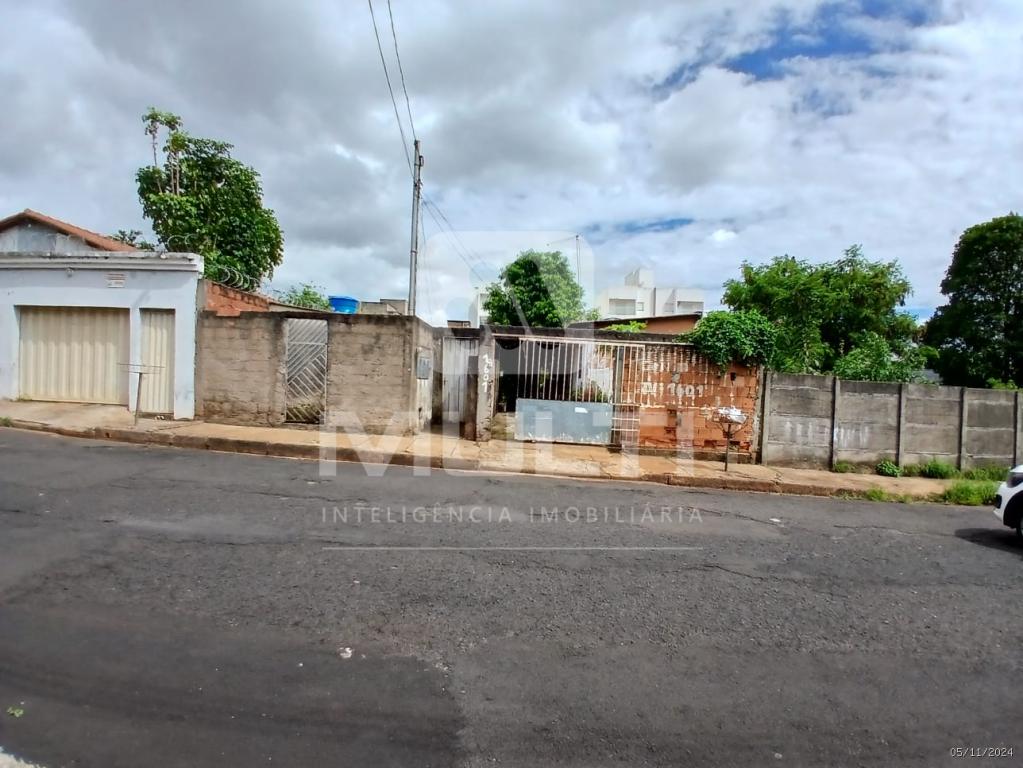 Terreno à venda com 6 quartos, 187m² - Foto 7