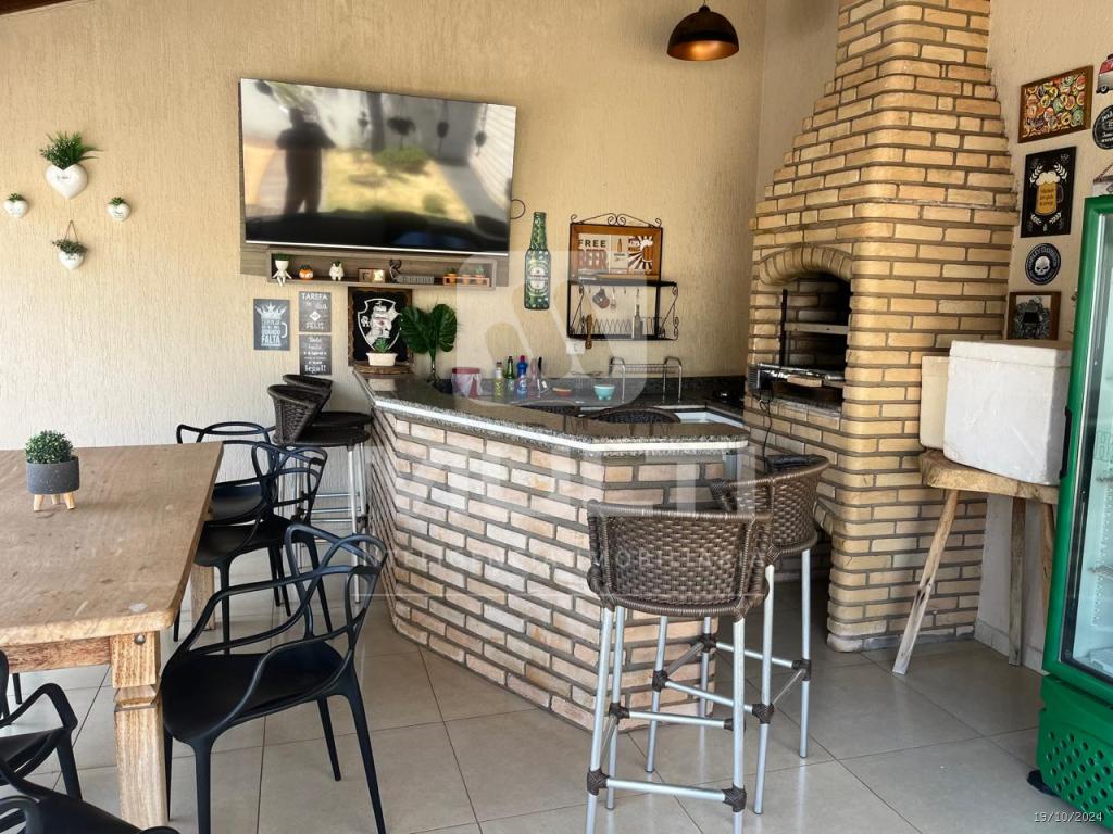 Casa à venda com 4 quartos, 225m² - Foto 13