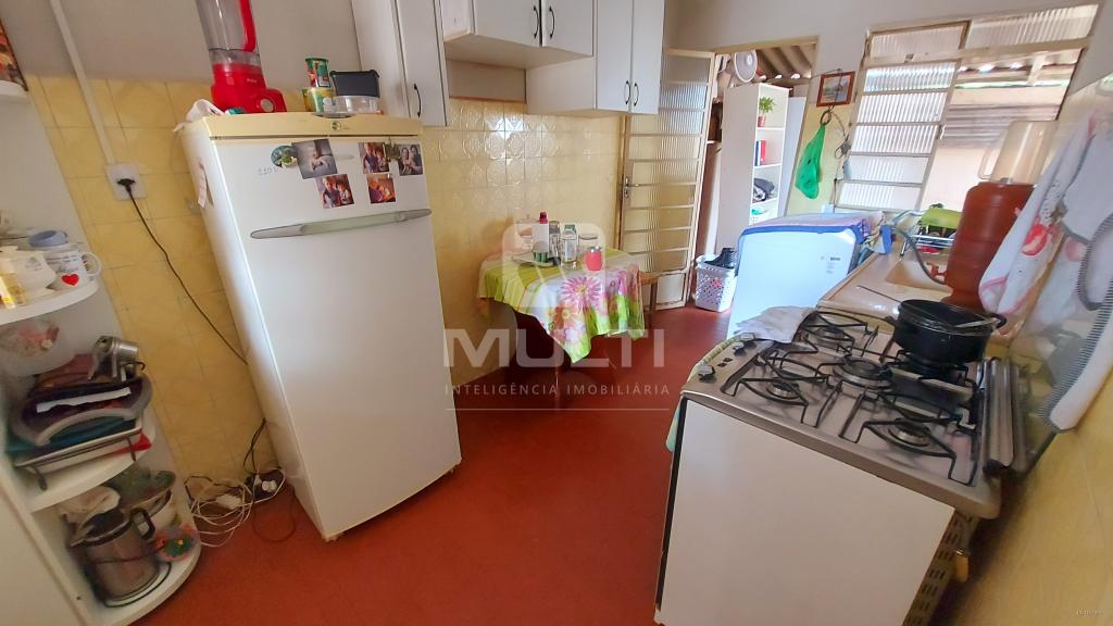 Casa à venda com 8 quartos, 349m² - Foto 10