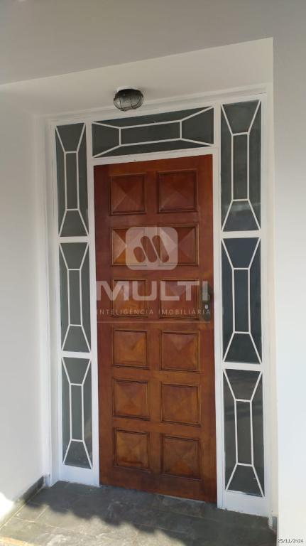 Casa à venda com 3 quartos, 170m² - Foto 4