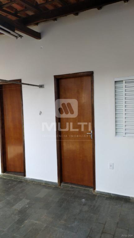 Casa à venda com 3 quartos, 170m² - Foto 15